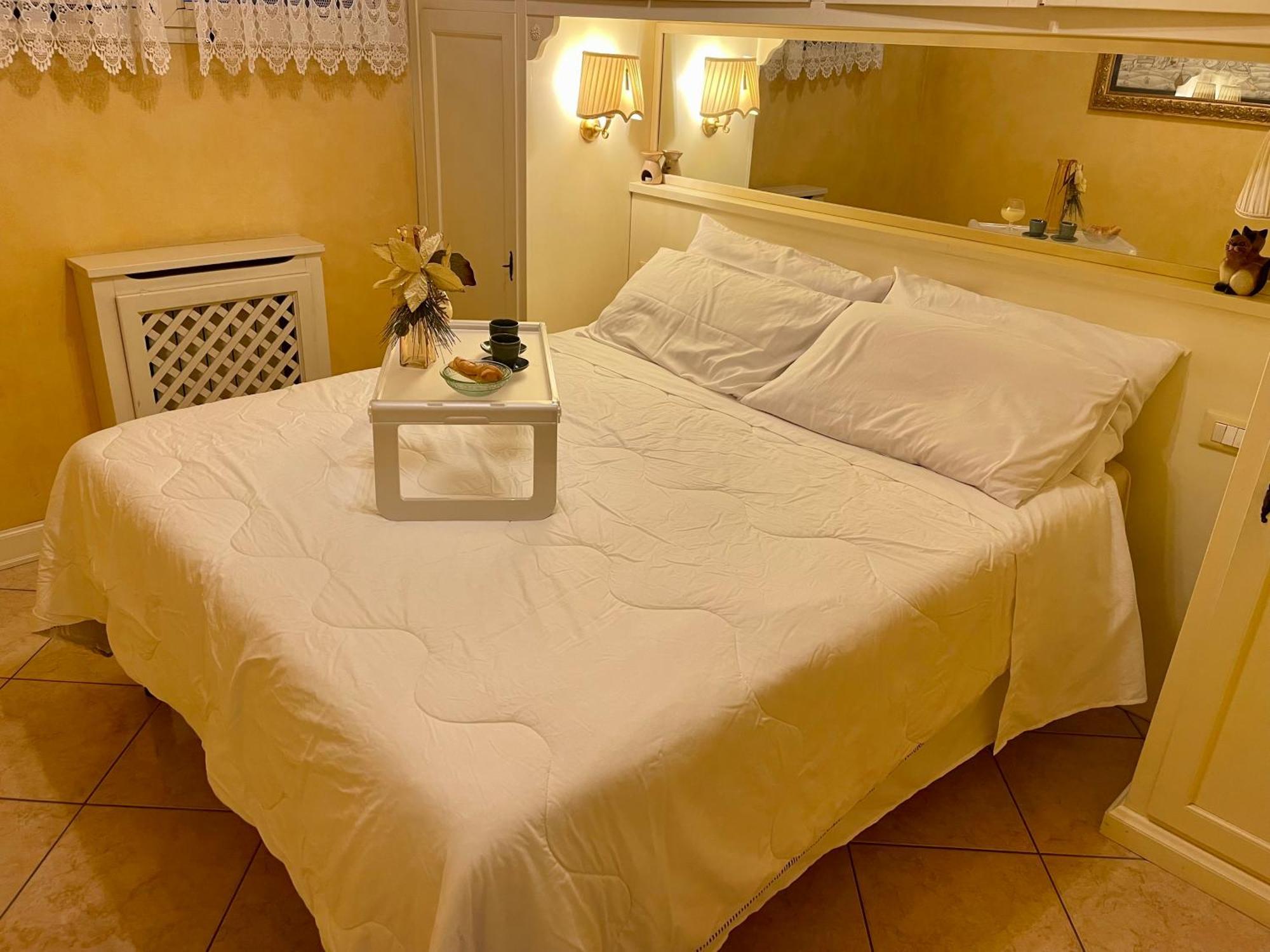 דירות דסנזאנו דל גארדה Doctor House Desenzano מראה חיצוני תמונה