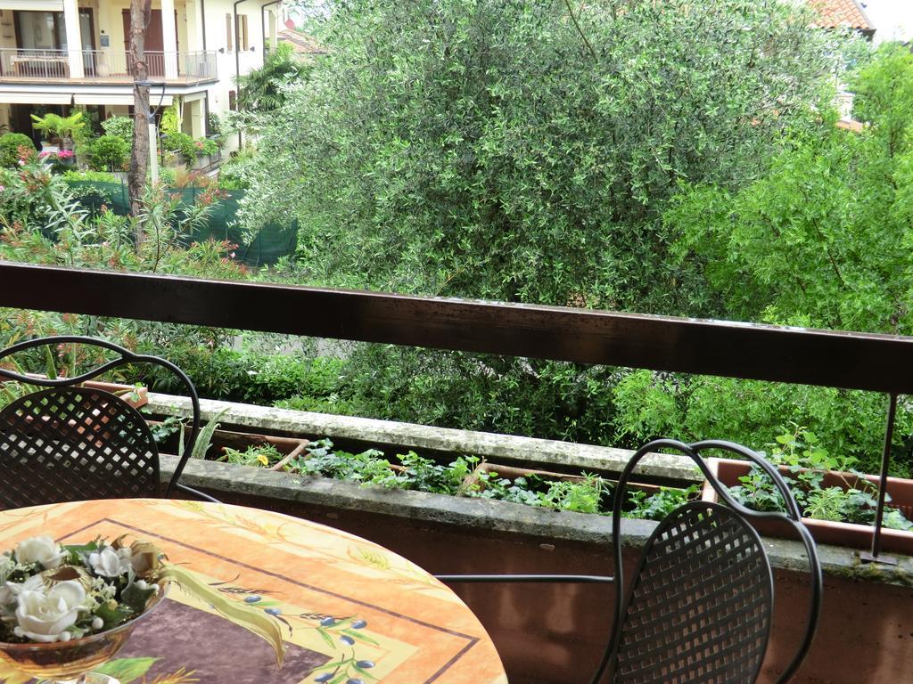 דירות דסנזאנו דל גארדה Doctor House Desenzano מראה חיצוני תמונה