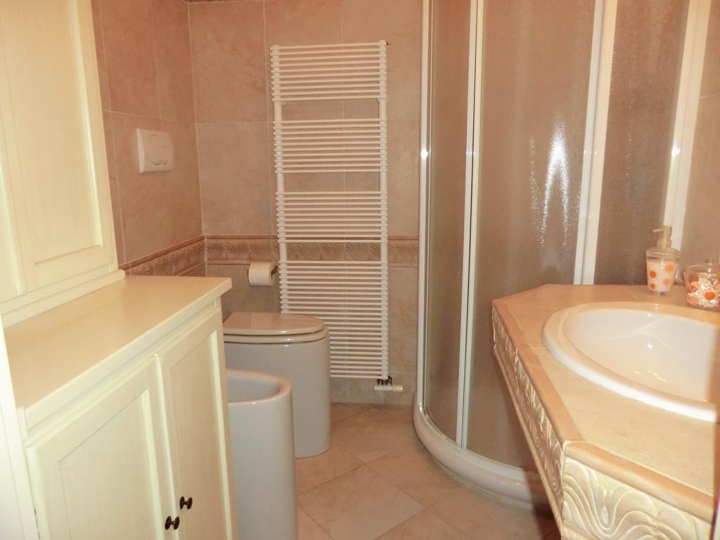 דירות דסנזאנו דל גארדה Doctor House Desenzano מראה חיצוני תמונה